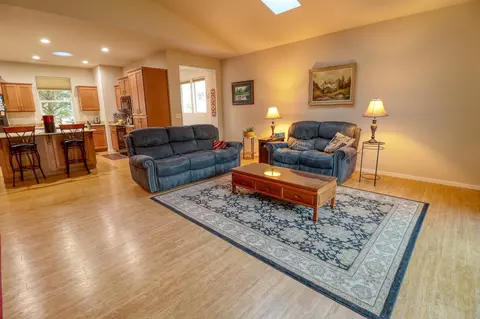 214 E Travis Ct, Spokane, WA 99208 photo 10
