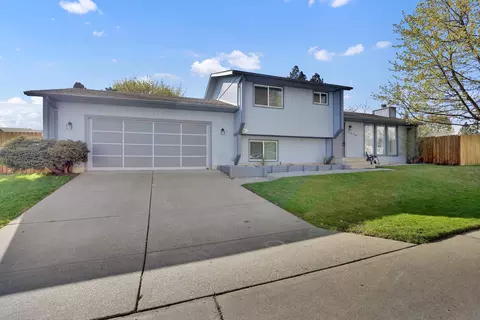 7515 N Wilding Dr, Spokane, WA 99208