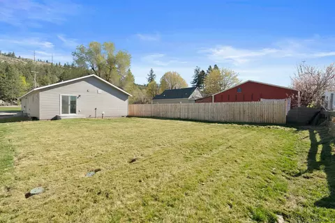 Exterior - 4804 E Frederick Ave, Spokane, WA 99217 photo 3 of 3