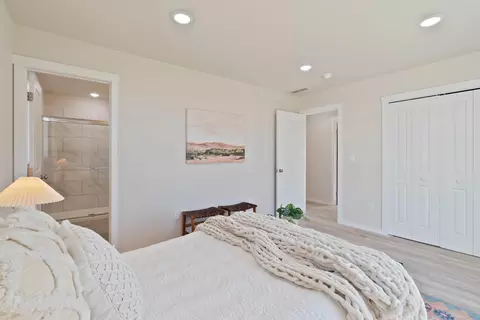 Bedroom - 4804 E Frederick Ave, Spokane, WA 99217 photo 4 of 4