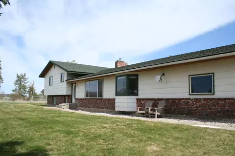 36916 N Grove Rd, Deer Park, WA 99006