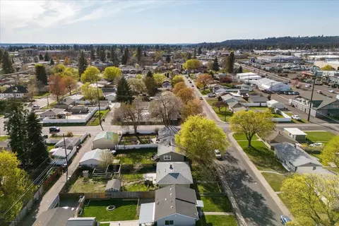 View/Area - 816 E Decatur Ave, Spokane, WA 99208 photo 6 of 11