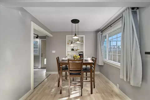 Dining - 816 E Decatur Ave, Spokane, WA 99208 photo 1 of 2