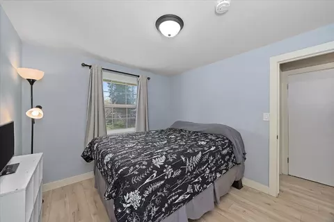 Bedroom - 816 E Decatur Ave, Spokane, WA 99208 photo 3 of 3