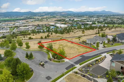 725 N Holiday Hills Dr, Liberty Lake, WA 99019