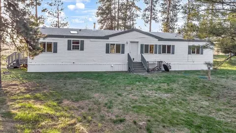 26226 W Tucker Prairie Rd, Cheney, WA 99004
