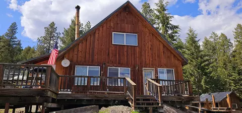70 Redmond Rd, Republic, WA 99166