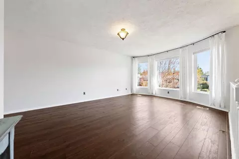 Living - 4015 E 34th Ave, Spokane, WA 99223 photo 1 of 4