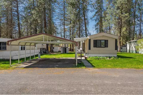 3928 E Lane Park Apt 14 Rd, Mead, WA 99021