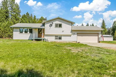 1340 W North Dragoon Dr, Colbert, WA 99005
