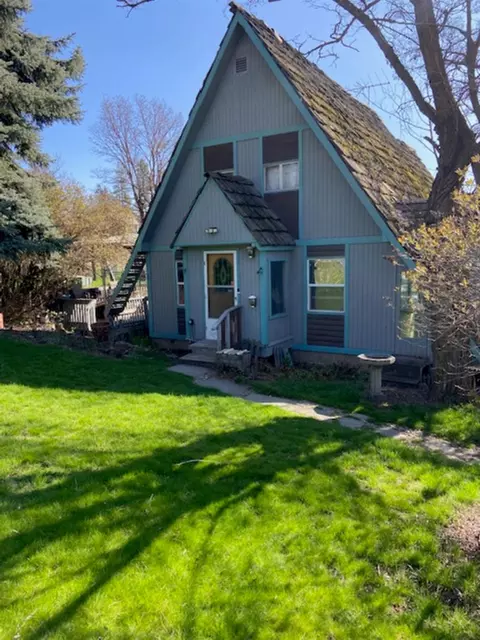 29514 N Dunn Rd, Chattaroy, WA 99003