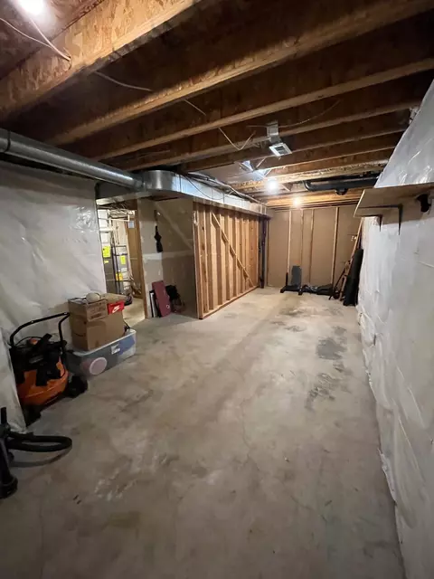 511 E Walton Ave, Spokane, WA 99207 photo 24