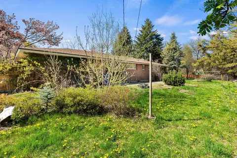 Exterior - 11207 E 6th Ave, Spokane, WA 99206 photo 3 of 8