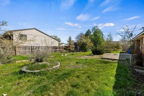 Exterior - 11207 E 6th Ave, Spokane, WA 99206 photo 4 of 8
