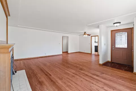 Living - 11207 E 6th Ave, Spokane, WA 99206 photo 1 of 2
