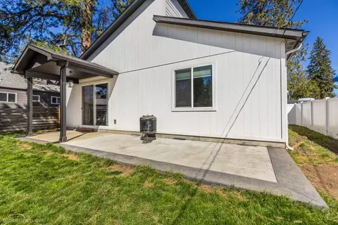Exterior - 1224 E 34th Ave, Spokane, WA 99203 photo 9 of 9