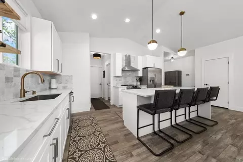 Kitchen - 1224 E 34th Ave, Spokane, WA 99203 photo 4 of 5