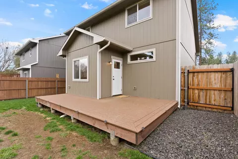Exterior - 3703 E 34th Ave, Spokane, WA 99223 photo 6 of 8