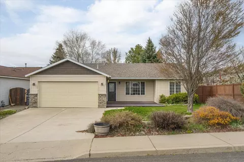 729 E Kathy Lee Ave, Medical Lake, WA 99022