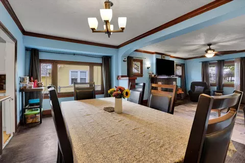 Dining - 3824 E 4th St, Spokane, WA 99202 photo 1 of 2