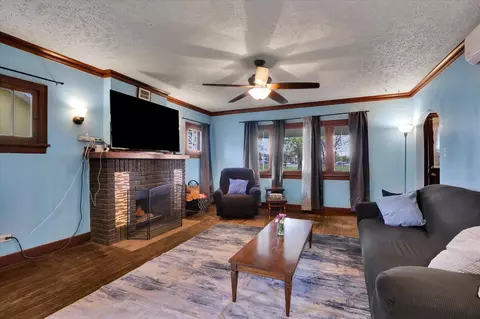 Living - 3824 E 4th St, Spokane, WA 99202 photo 2 of 2