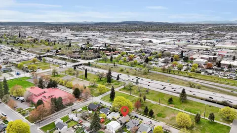 View/Area - 3824 E 4th St, Spokane, WA 99202 photo 2 of 5