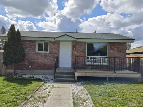 702 E Bismark Ave, Spokane, WA 99208