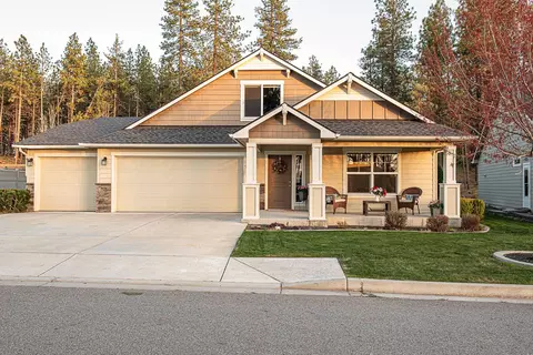 911 W Siena Peak Dr, Spokane, WA 99224