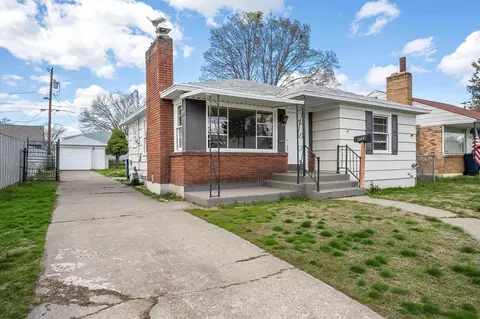 4723 N Cook St, Spokane, WA 99217