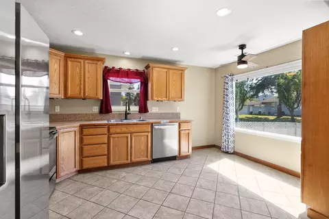 3711 E 29th Ave, Spokane, WA 99223 photo 5