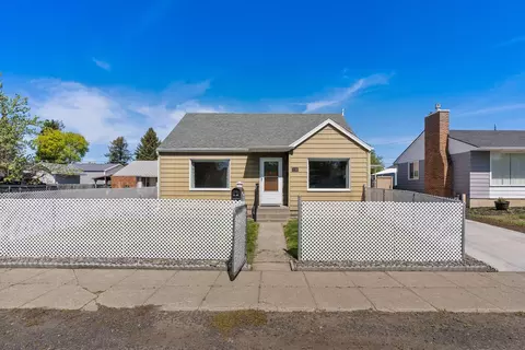 3711 E 29th Ave, Spokane, WA 99223