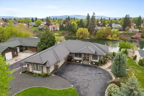 8020 E Maringo Dr, Spokane, WA 99206