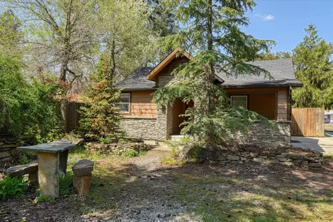 3902 W Hoffman Ave, Spokane, WA 99205