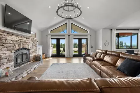 Living - 21315 N Division Rd, Colbert, WA 99005 photo 1 of 8