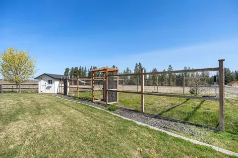 Exterior - 21315 N Division Rd, Colbert, WA 99005 photo 7 of 9
