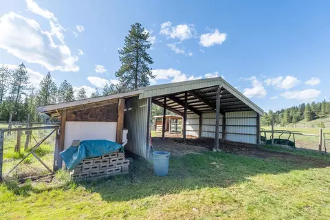 Exterior - 1565 Evans Cutoff Rd, Evans, WA 99126 photo 15 of 15