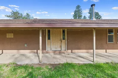 Exterior - 1565 Evans Cutoff Rd, Evans, WA 99126 photo 5 of 15