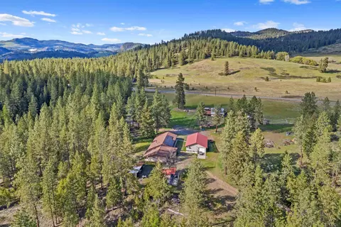 View/Area - 1565 Evans Cutoff Rd, Evans, WA 99126 photo 1 of 2