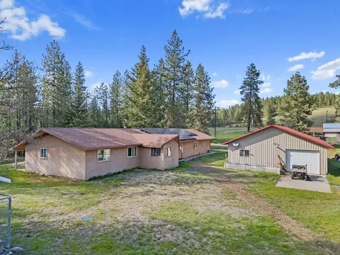 Exterior - 1565 Evans Cutoff Rd, Evans, WA 99126 photo 1 of 15