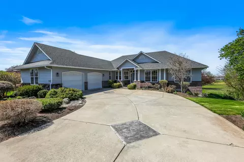 8210 S West Terrace Dr, Cheney, WA 99004