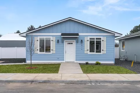 1814 N Arties Rd, Greenacres, WA 99016