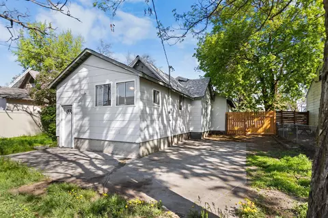404 E Crown Ave, Spokane, WA 99207 photo 20