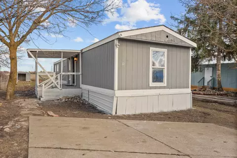 19221 E Buckeye Ave #10, Otis Orchards, WA 99027