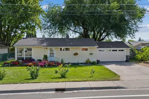 14926 E Broadway Ave, Spokane Valley, WA 99216