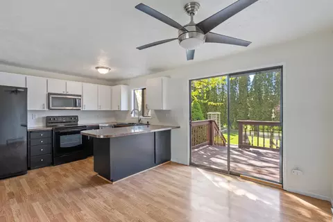 814 Calkins Dr, Spokane, WA 99208 photo 9