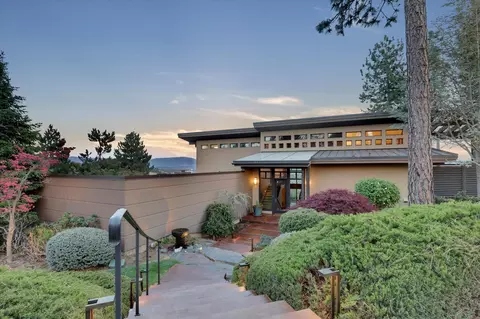 9715 E North Rim Ln, Spokane, WA 99217