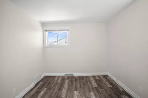 204 E Longfellow Ave, Spokane, WA 99207 photo 11