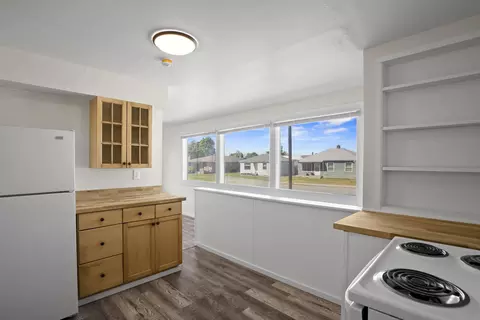 204 E Longfellow Ave, Spokane, WA 99207 photo 8