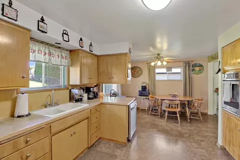 4504 N Progress Rd, Spokane Valley, WA 99216 photo 9