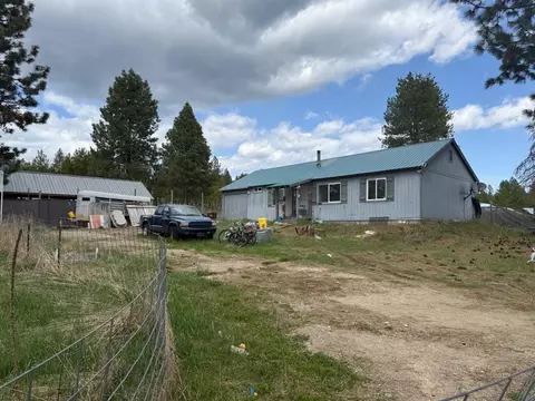1468 Veit Rd, Newport, WA 99156